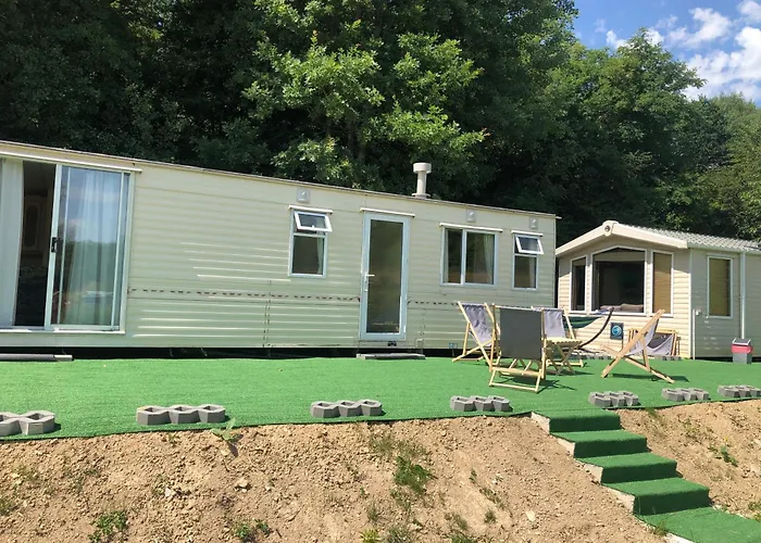 Stawy Zielona Dolina אתר קמפינג קודובה-זדרוי